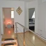 New Center 2 Apartment *