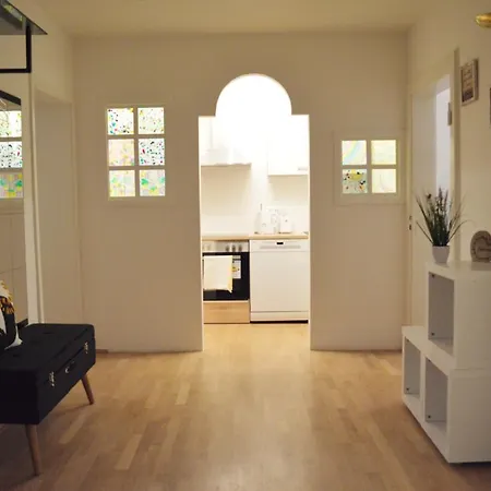 New Center 2 Apartment *