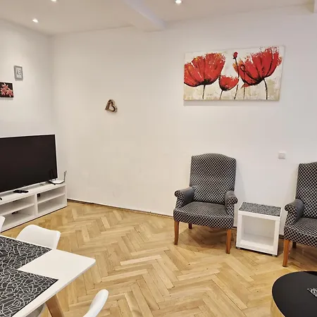 Apartment New Center 2 *