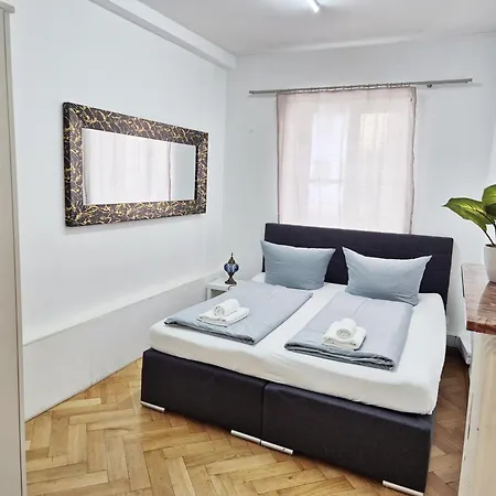 Apartment New Center 2 *