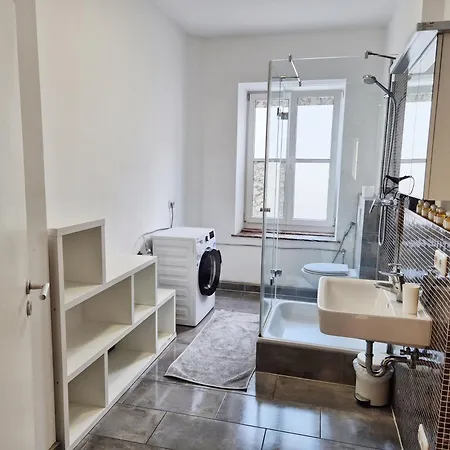 New Center 2 Apartment *
